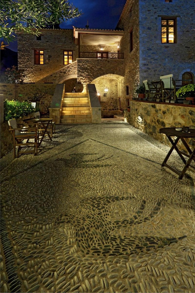 Archontiko Chioti 4