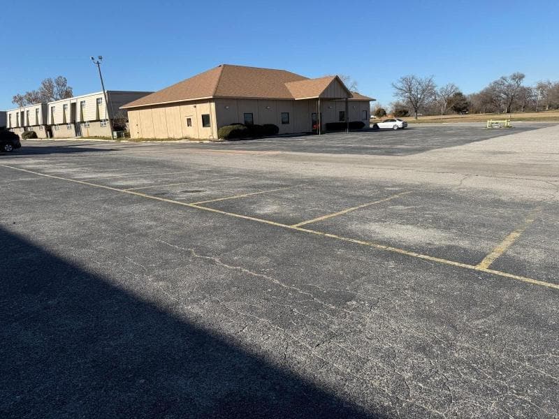 Castle Inn & Suites 2