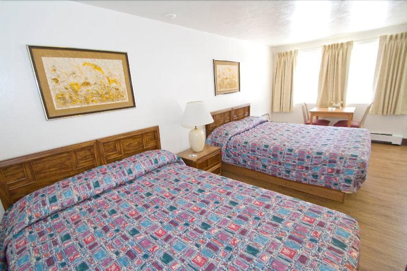 Brooks Street Motor Inn main