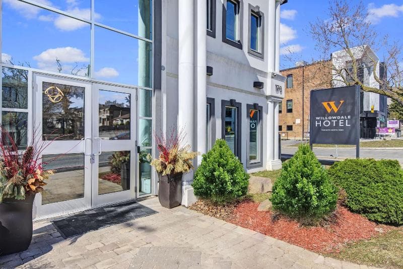 Maryam Hotel North York 2