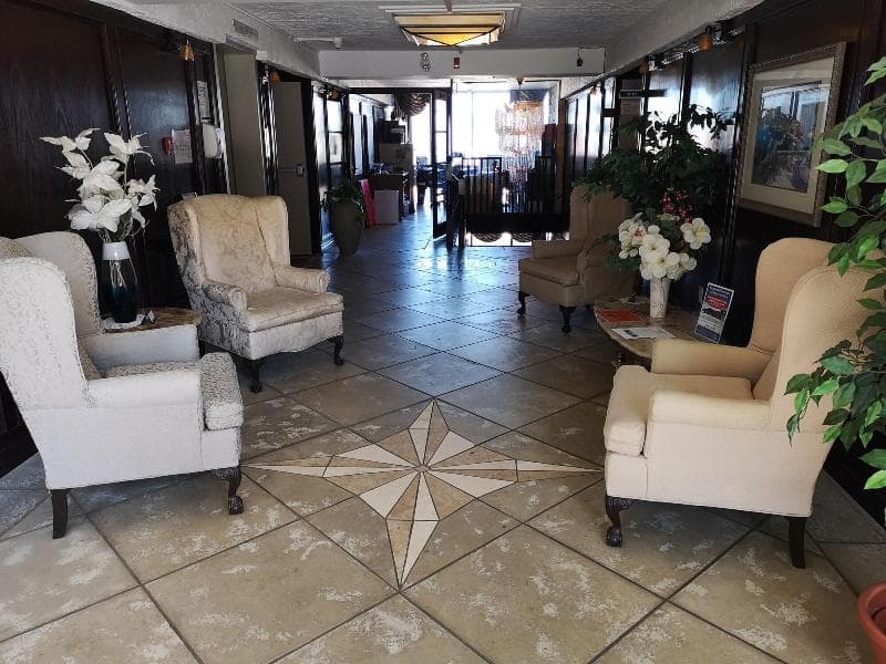 The Medicine Hat Villa 5