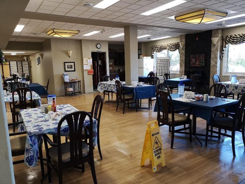 The Medicine Hat Villa main