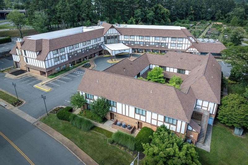 English Inn Of Charlottesville photo 1