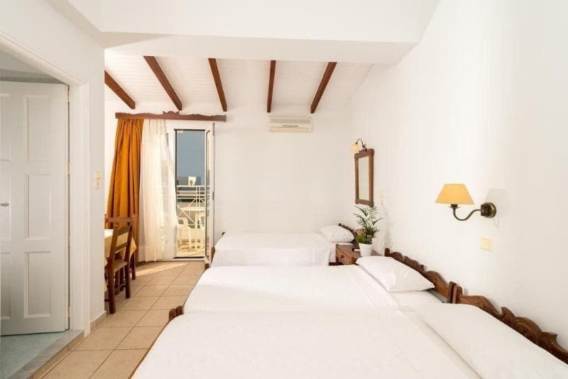 Ikaros Art Hotel 3