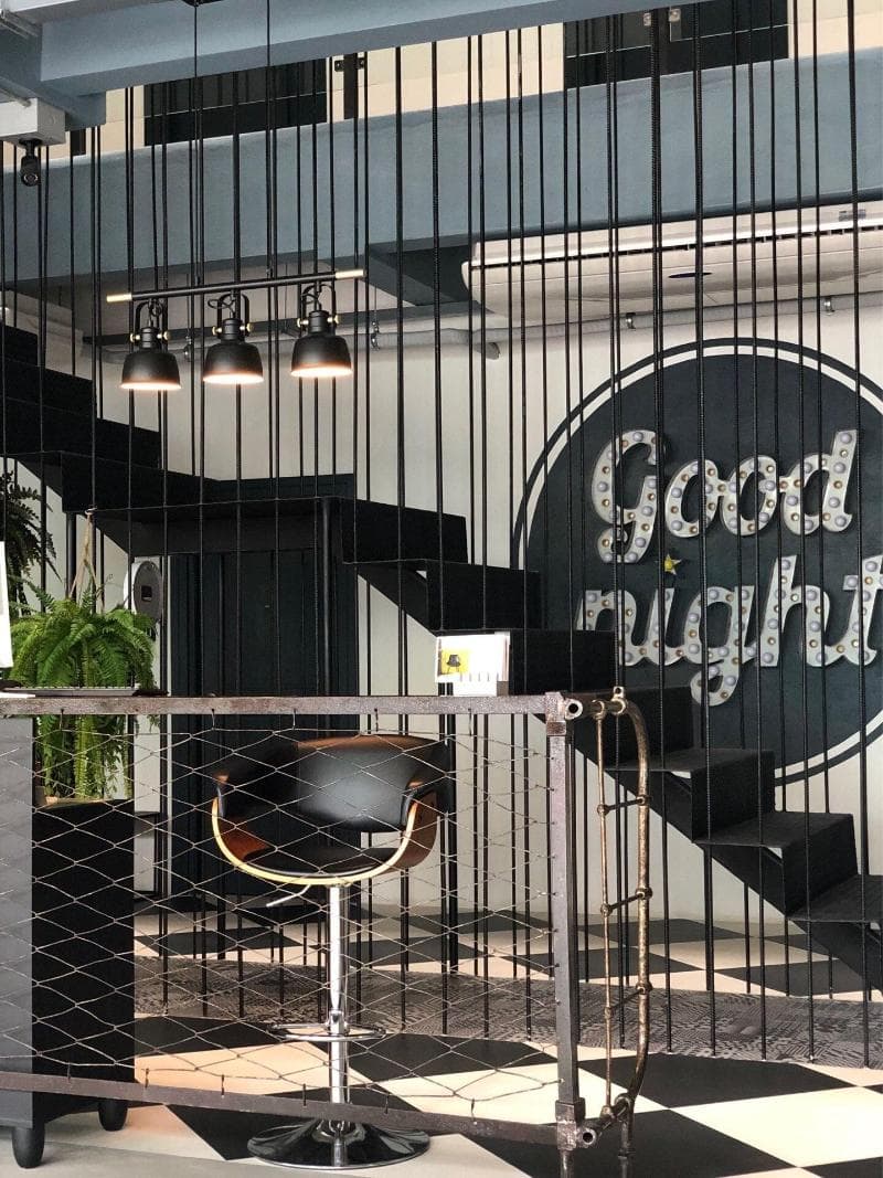 Goodnight Poshtel (Adults Only) 3