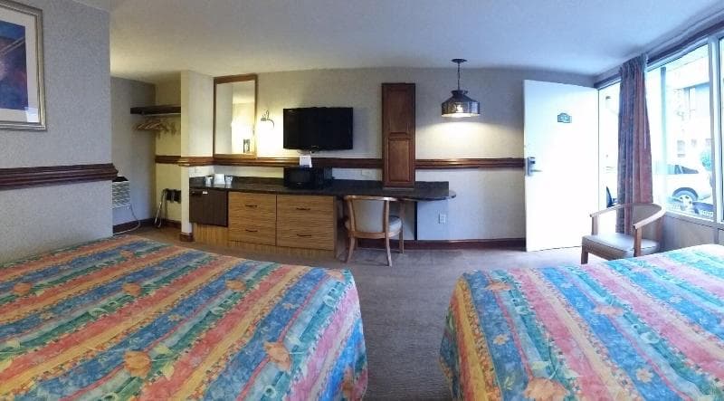Surfside On The Lake 4