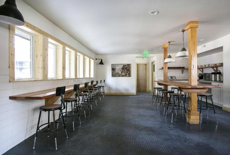 The Coachman Hotel 4