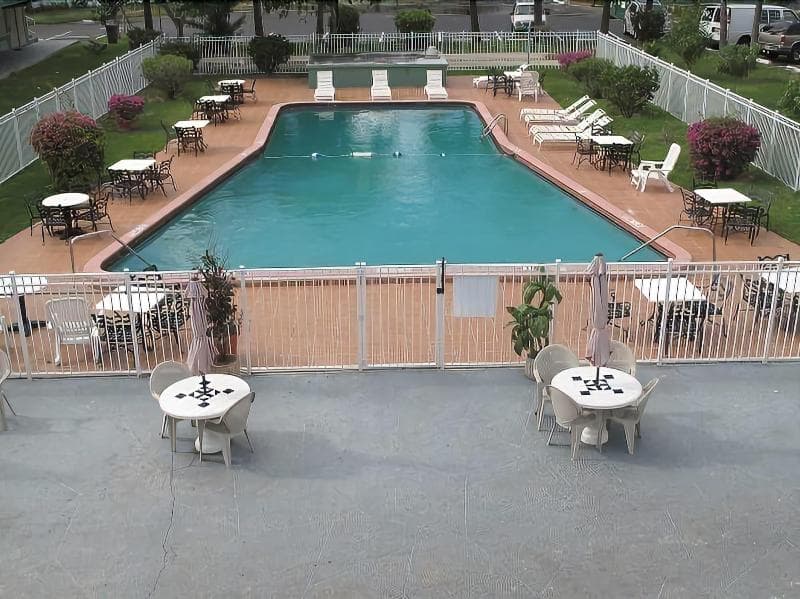 Boca Inn photo 1