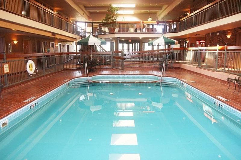 Auburn Place Hotel & Suites 2