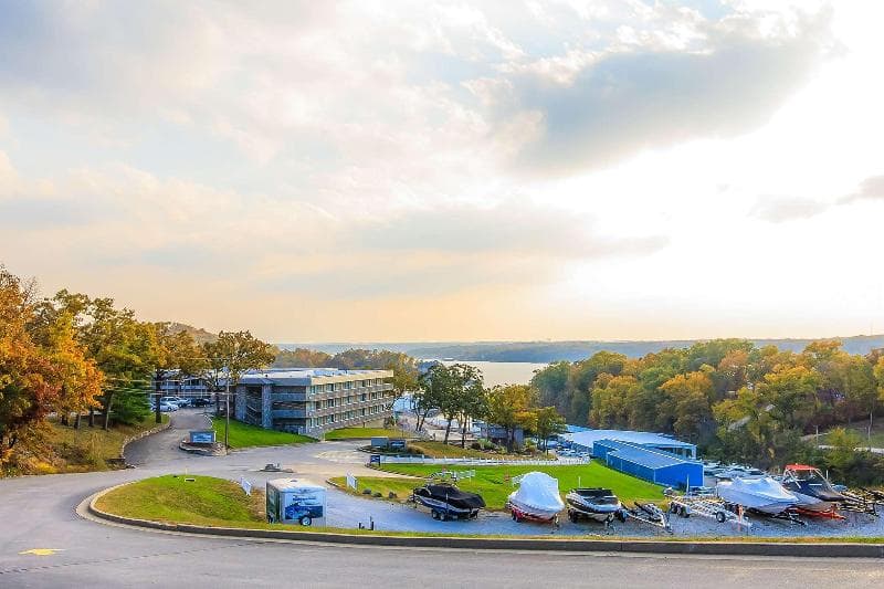 The Resort At Lake Of The Ozarks 3