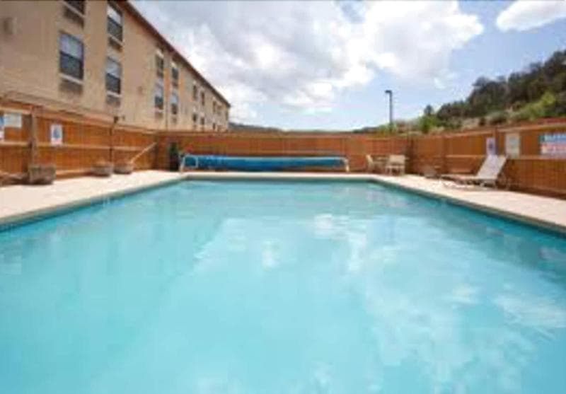 Ruidoso Mountain Inn photo 1