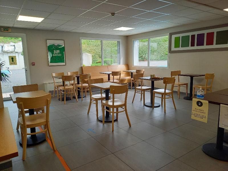 B&B Hôtel Saint-Etienne Monthieu 5