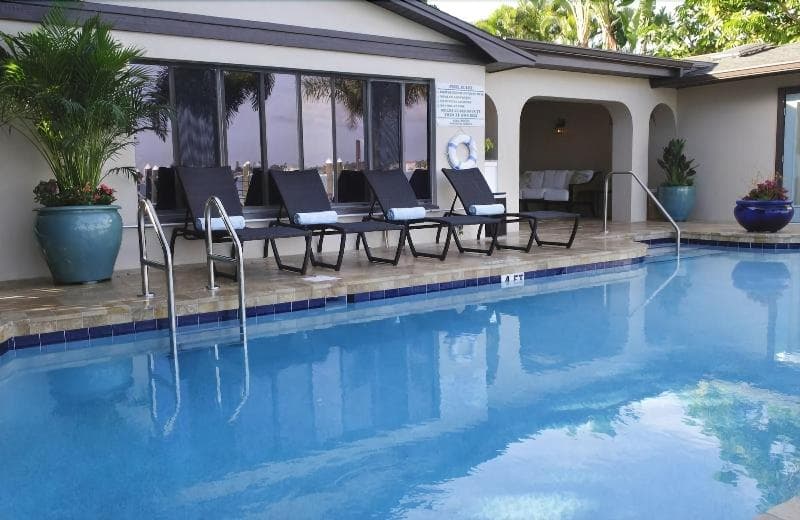 Pasa Tiempo Private Waterfront Resort - Adults Only 5