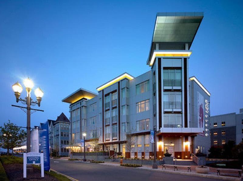 Bungalow Hotel 1
