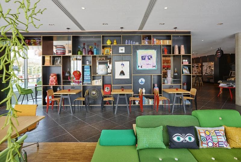 citizenM Paris La Defense Hotel 4