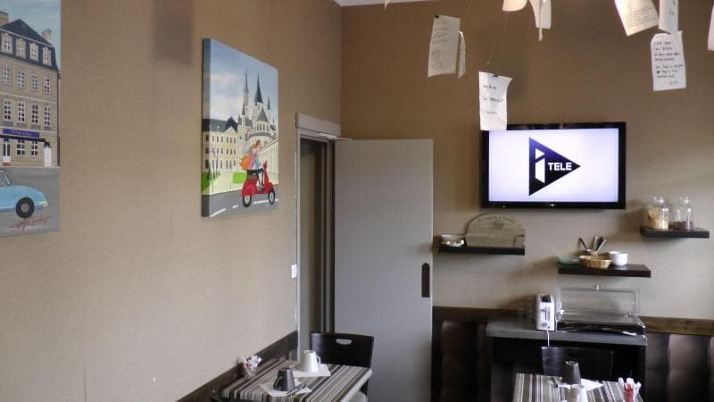 L Univers Hotel main