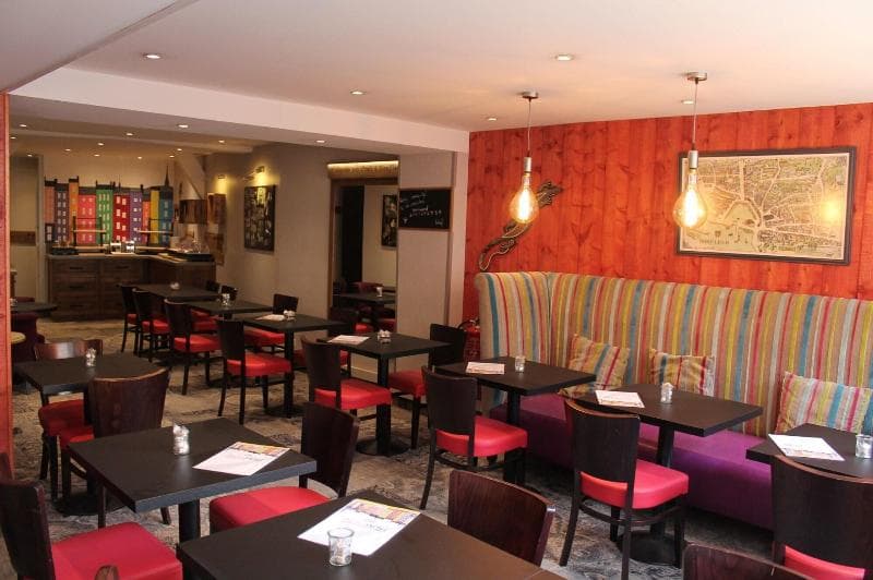 Hotels Le Du Dauphin Les Logis 4