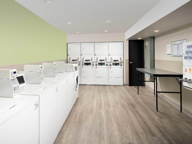 Woodspring Suites Miami Southwest photo 1