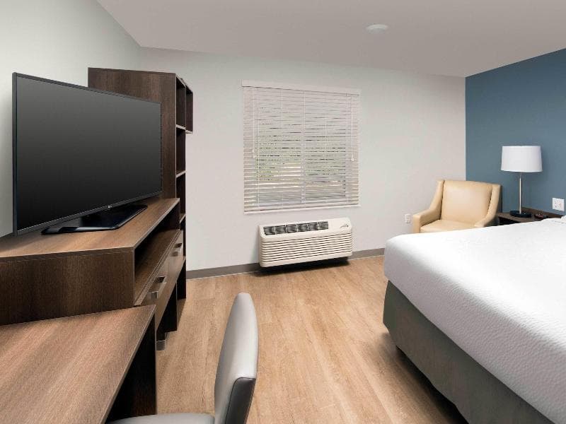 Woodspring Suites Miami Southwest 3