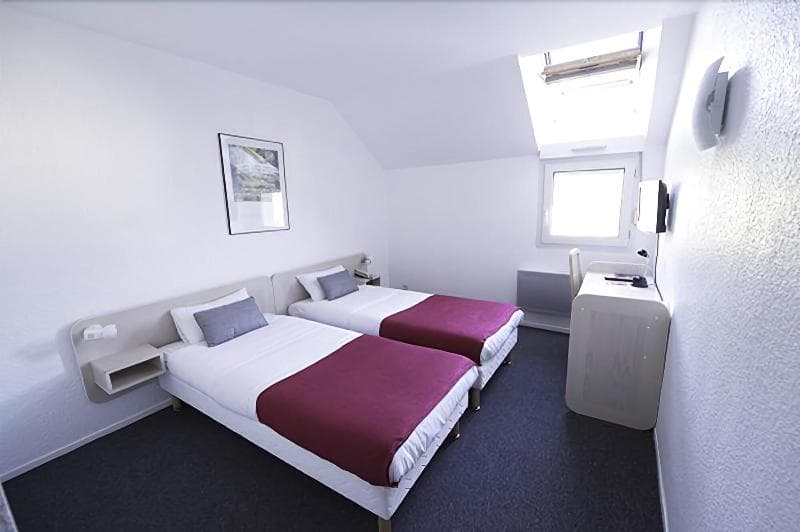 Hôtel Anne De Beaujeu photo 1