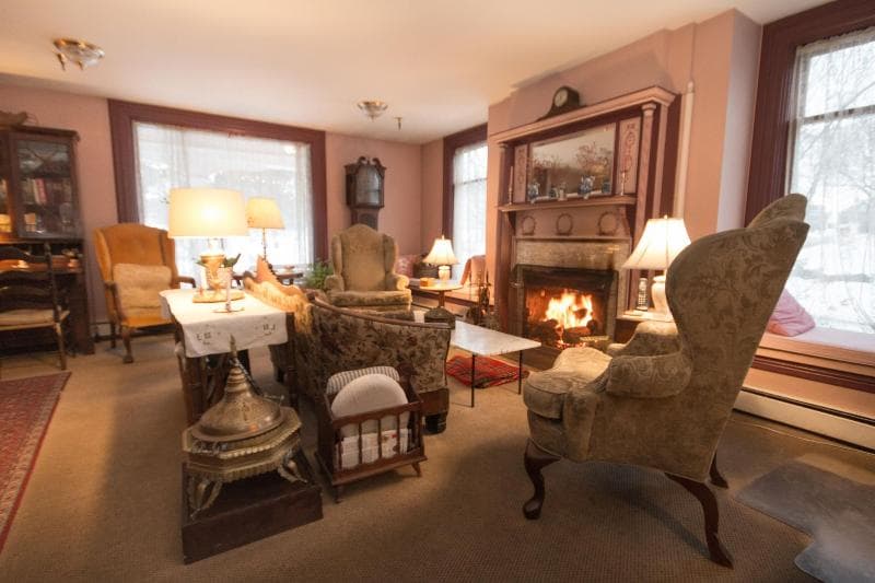Old Stagecoach Inn main