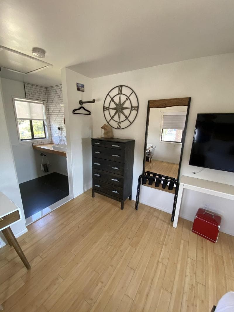 Haley Hotel 5