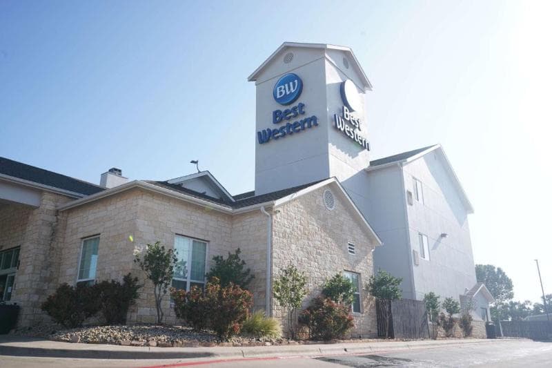 Best Western Lubbock West Inn & Suites 3