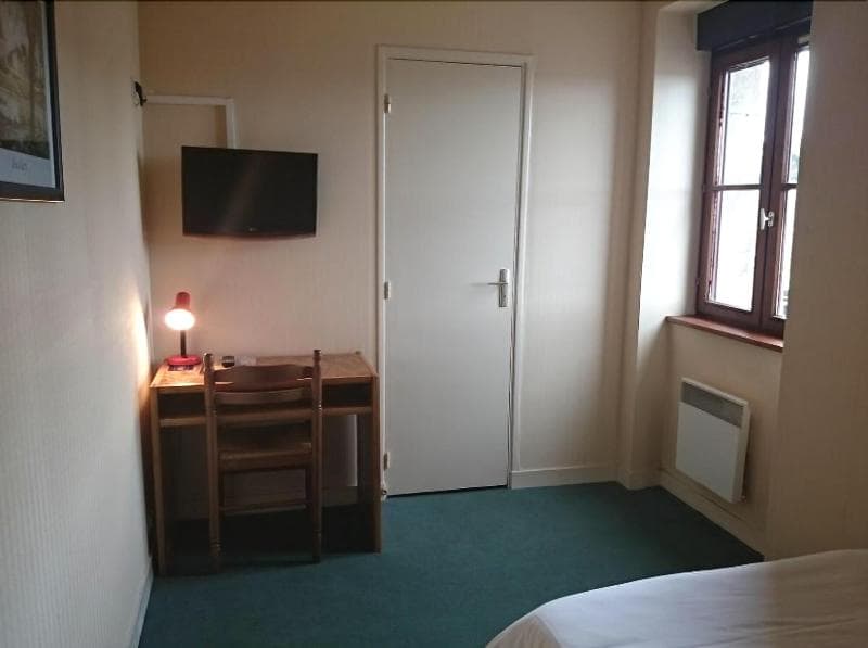 Hotel Tgv main