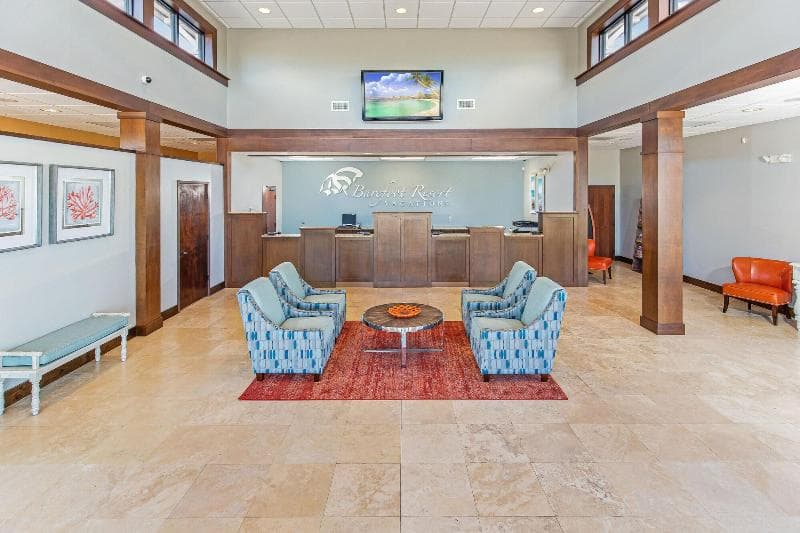 Barefoot Resort & Yacht Club 3