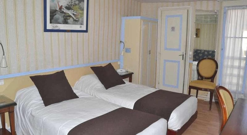 Brit Hotel Les Comtes De Champagne 3