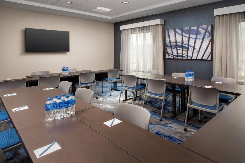 Fairfield Inn & Suites By Marriott Knoxville Lenoir City/I-75 photo 1