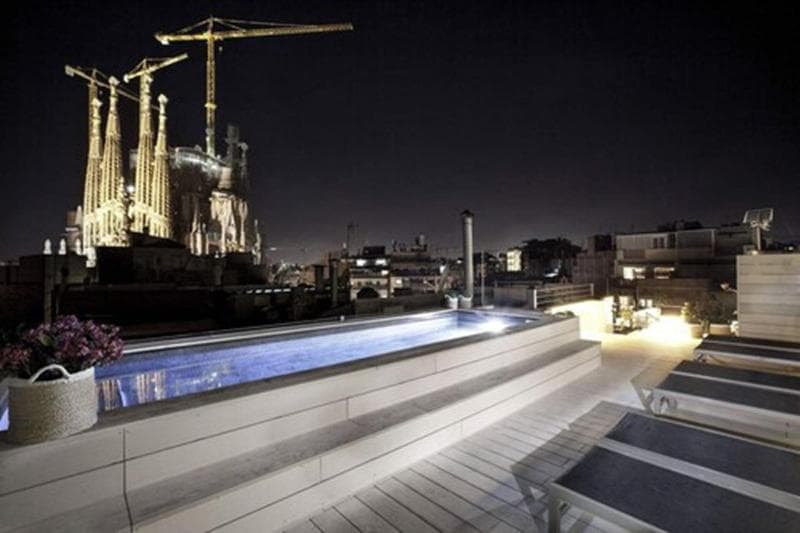 Enjoybcn Gaudi Apartments main