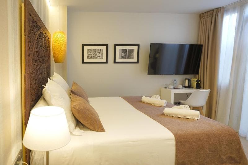 Serennia Fira Gran Via Exclusive Rooms 2