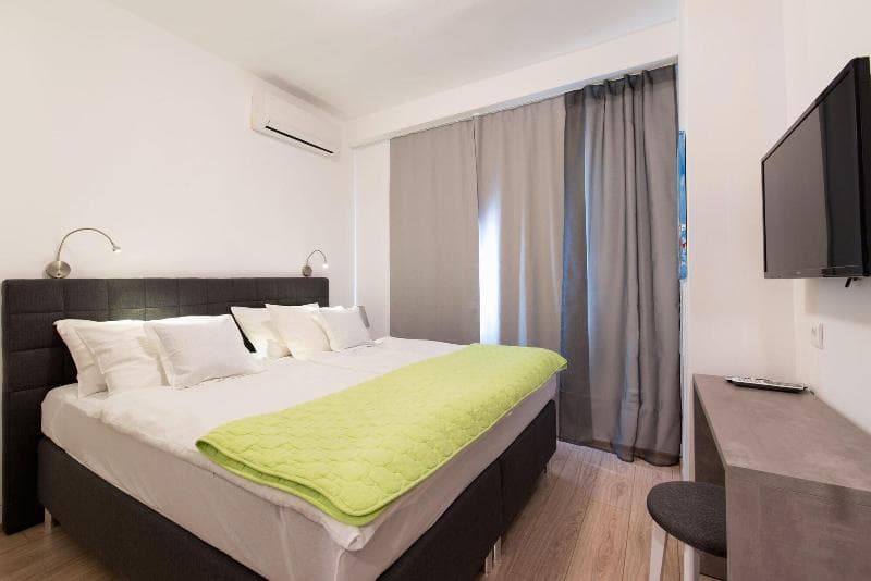 Beachfront Apartmants Zanic 4
