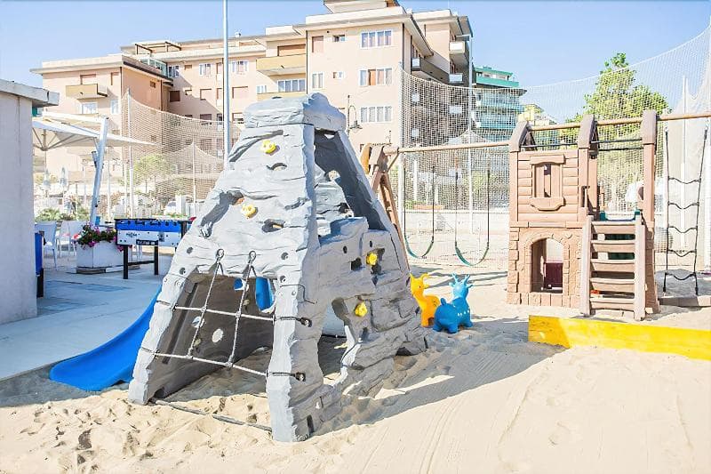 Kristalex Pet Family Hotel 5