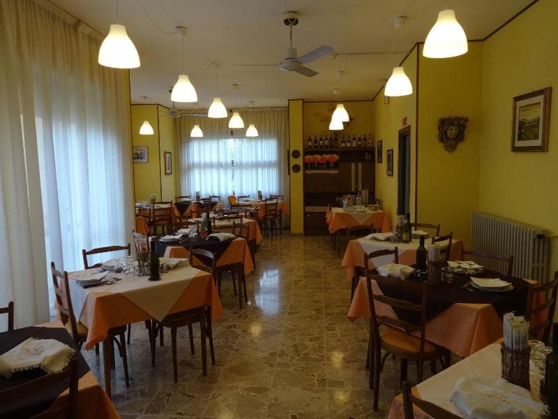 Hotel Saturno main