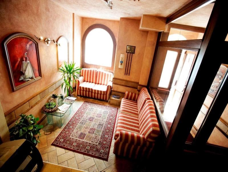 Hotel Garibaldi photo 1