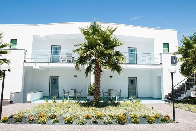 Medea Beach Resort 5