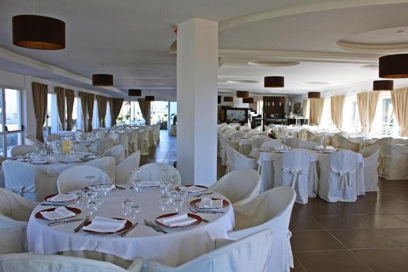 Medea Beach Resort main