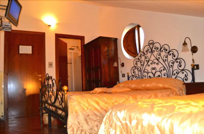 Hotel Bucaneve 4