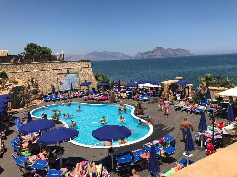 La Martinica Resort main