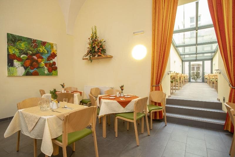 Gstehaus Im Priesterseminar Salzburg 3