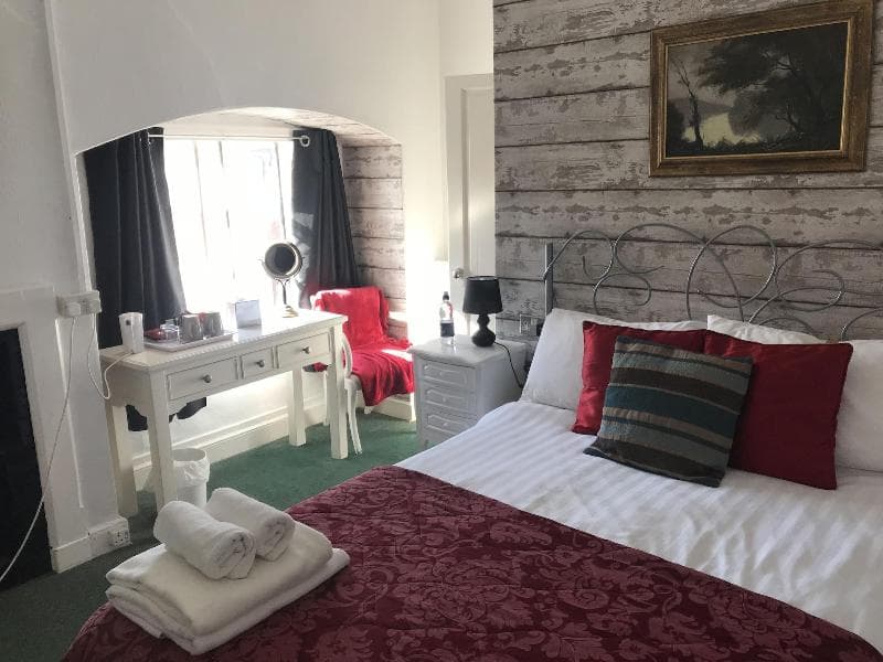 The Priory Hotel 5