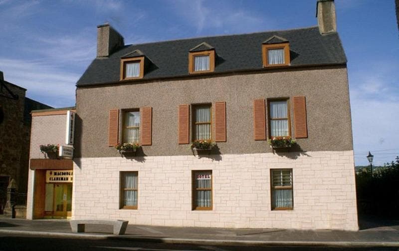 Macdougall Clansman Hotel 5