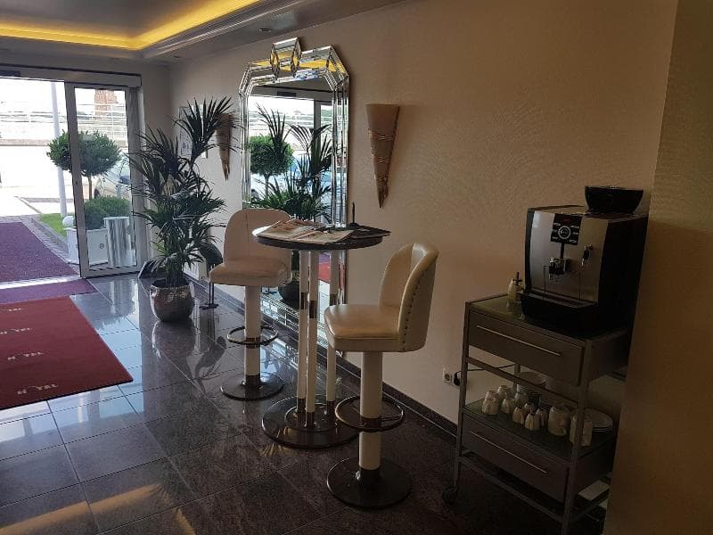 Hotel Am Elbufer 4