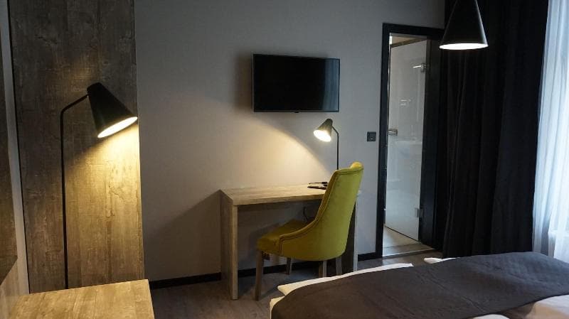 Urban Home Hotel 5