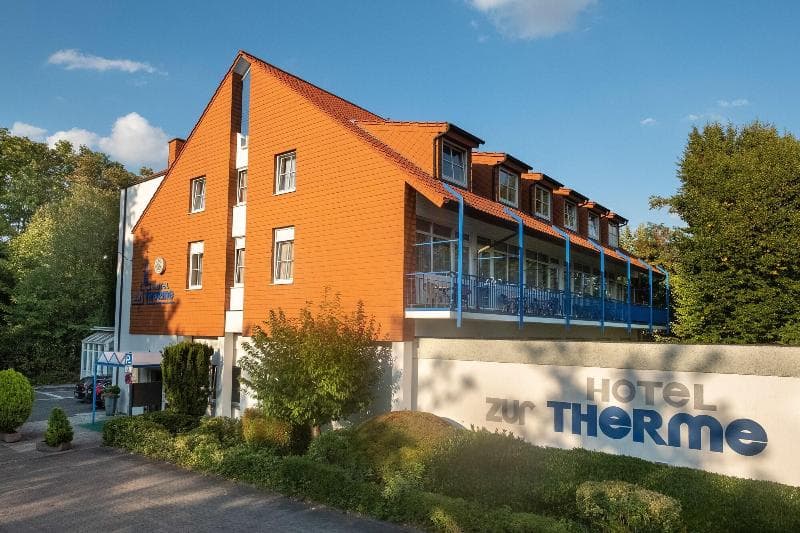 Hotel Zur Therme 5