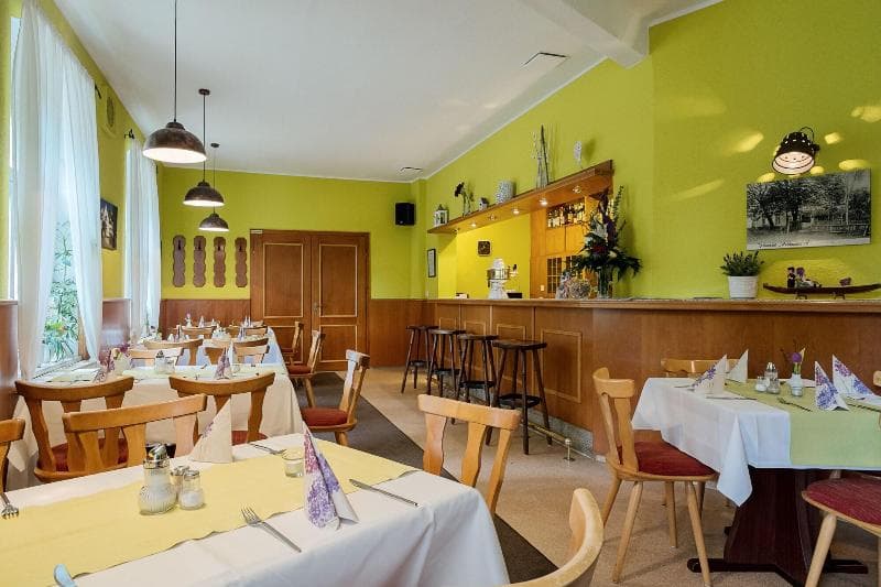 Hotel & Restaurant Lindengarten 2