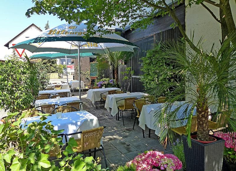 Hotel-Restaurant Donnici im Schwyzerhüsli 4