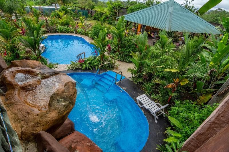 Aunty Arenal Lodge 4